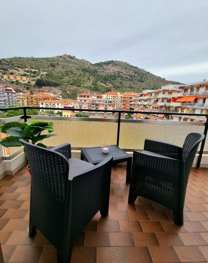 Casa Di Bea Apartment Ventimiglia Exterior photo
